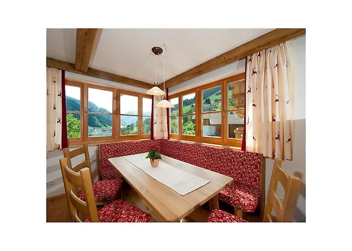 In Grossarl With Barbecue And Wi-fi בקתה